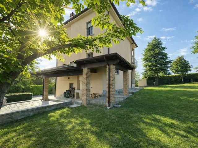 Villa in vendita a Castana PV