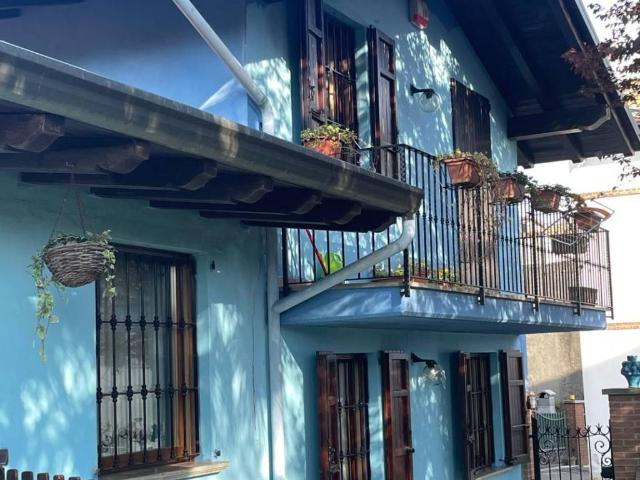 Villa in vendita a Castana PV