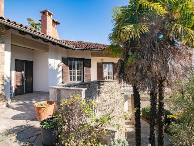 Villa in vendita a Castana PV