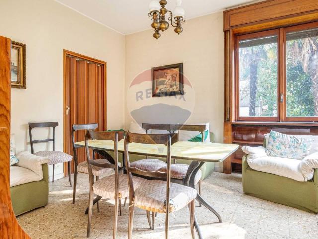 Villa in vendita a Castano Primo