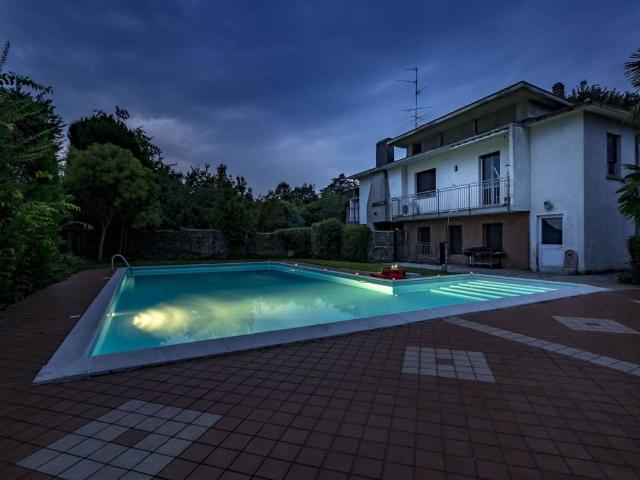 Villa in vendita a Castano Primo MI
