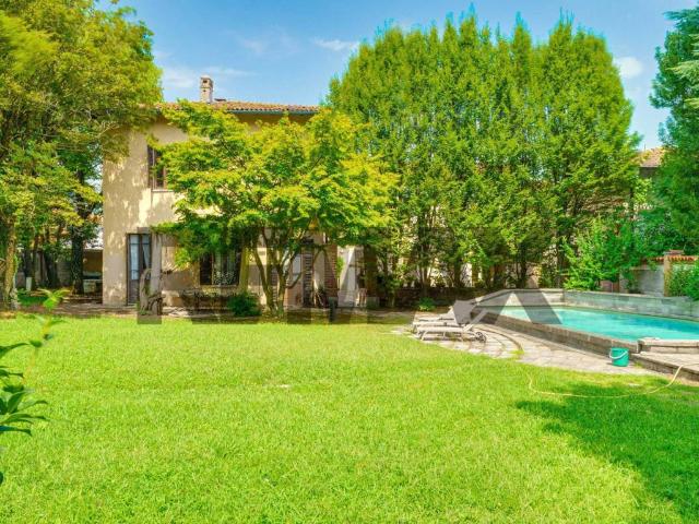 Villa in vendita a Castano Primo MI