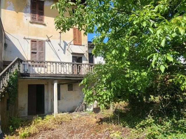Villa in vendita a Castano Primo MI