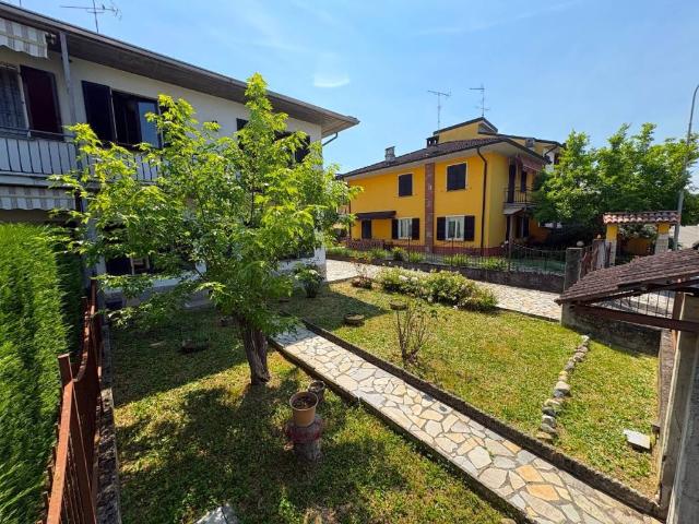 Villa in vendita a Casteggio PV