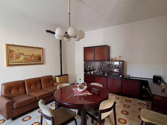 Villa in vendita a Casteggio PV