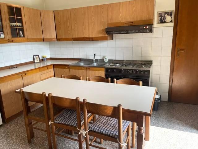 Villa in vendita a Castegnato BS