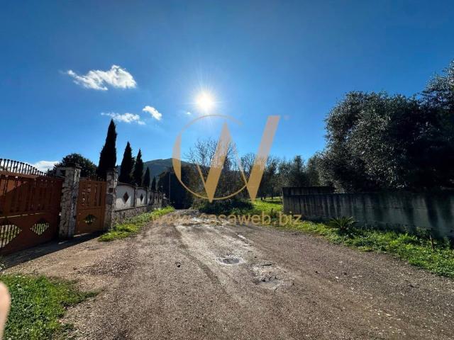 Villa in vendita a Castel Morrone CE