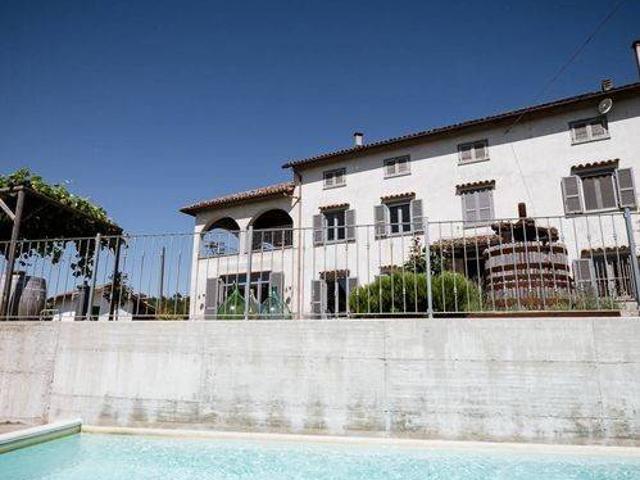 Villa in vendita a Castel Boglione AT