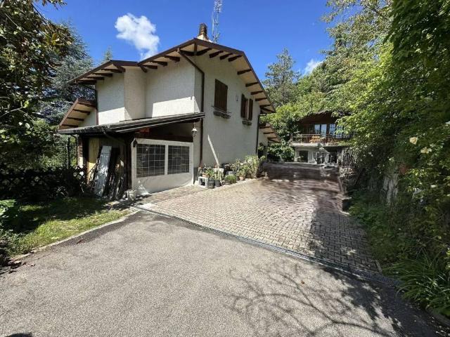 Villa in vendita a Castel d'Aiano BO