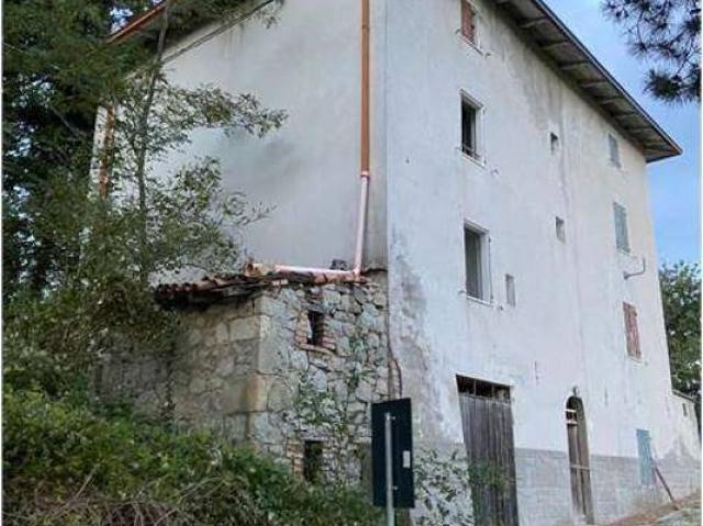 Villa in vendita a Castel d'Aiano BO