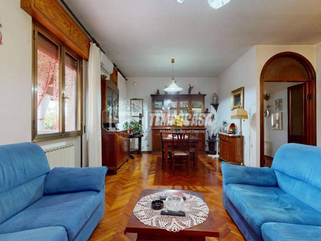 Villa in vendita a Castel d'Aiano BO