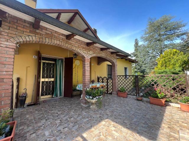 Villa in vendita a Castel d'Aiano BO