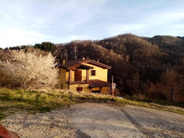Villa in vendita a Castel d'Aiano BO