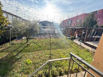 Villa in vendita a Castel d'Azzano VR