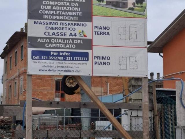 Villa in vendita a Castel d'Azzano VR