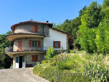 Villa in vendita a Castel del Rio BO