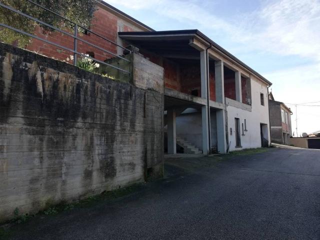 Villa in vendita a Castel di Sasso CE
