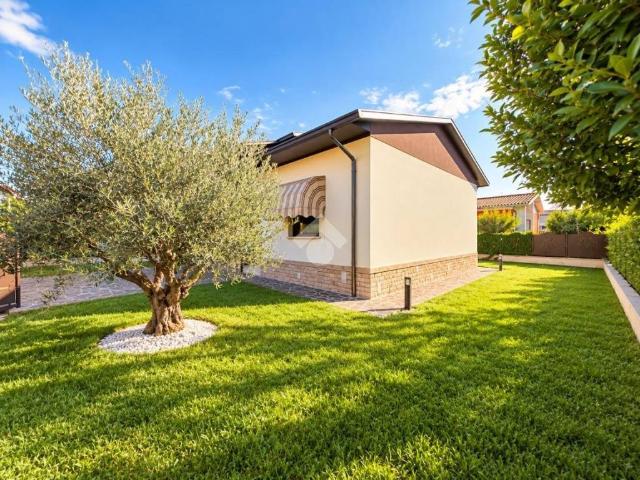 Villa in vendita a Castel Goffredo MN