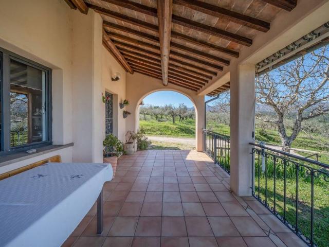Villa in vendita a Castel Ritaldi PG