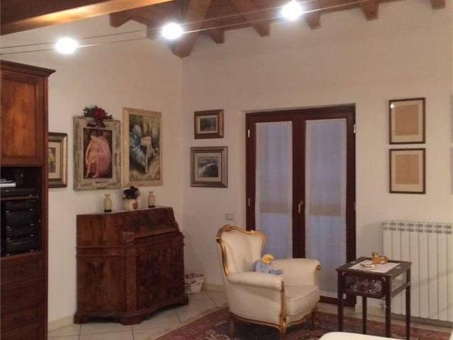 Villa in vendita a Castel San Giovanni PC