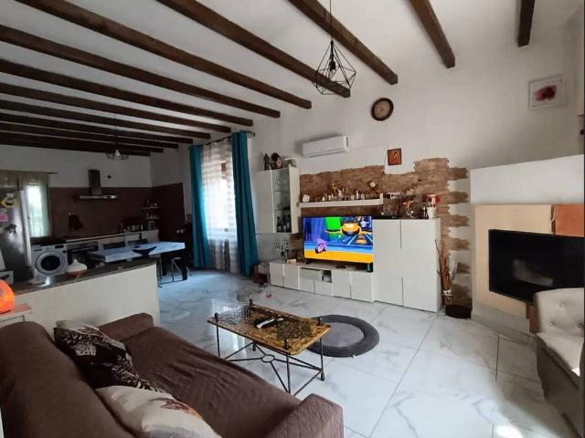 Villa in vendita a Castel San Giovanni PC