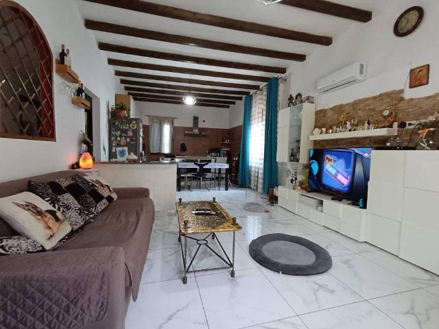 Villa in vendita a Castel San Giovanni PC