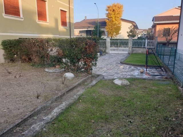Villa in vendita a Castel San Giovanni PC