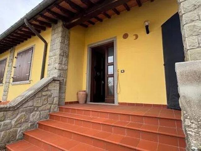 Villa in vendita a Castel San Niccolò AR
