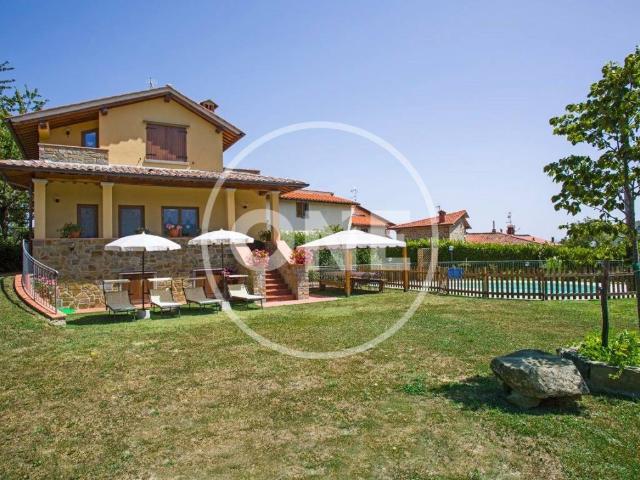 Villa in vendita a Castel San Niccolò AR