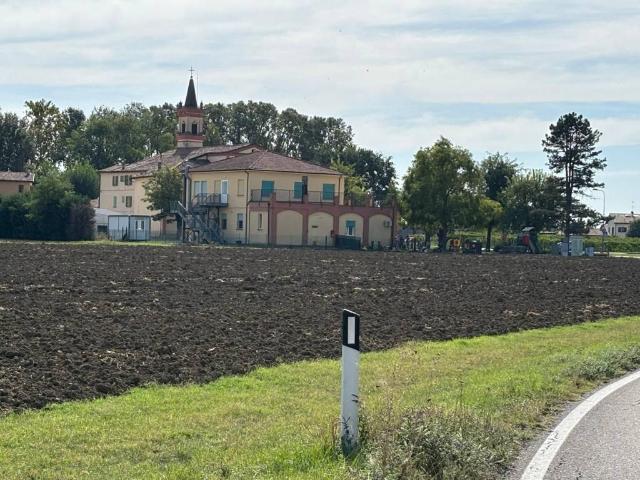 Villa in vendita a Castel San Pietro Terme BO
