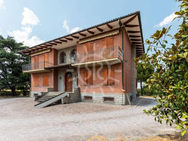 Villa in vendita a Castel San Pietro Terme BO