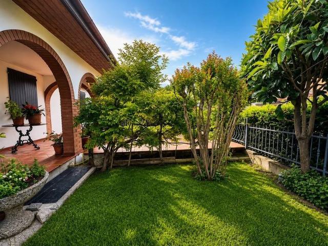 Villa in vendita a Castel San Pietro Terme BO