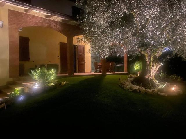 Villa in vendita a Castel San Pietro Terme BO