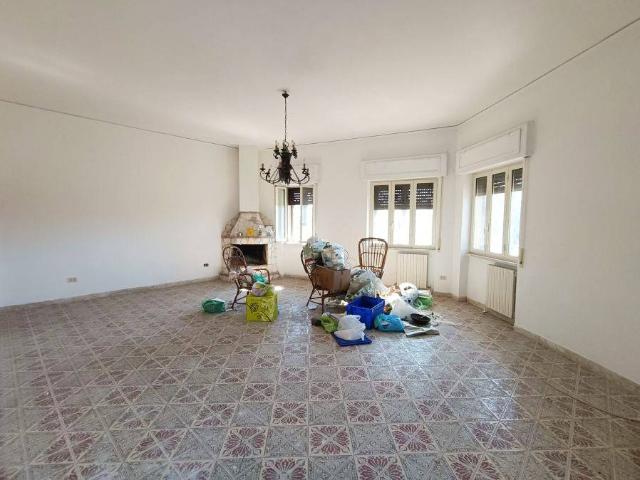Villa in vendita a Castel Volturno CE
