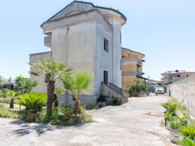 Villa in vendita a Castel Volturno CE