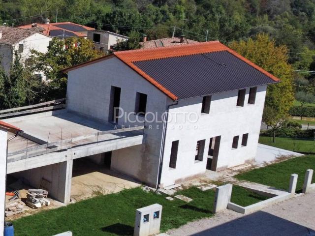 Villa in vendita a Castelcucco TV