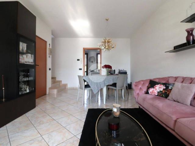 Villa in vendita a Castelbelforte MN
