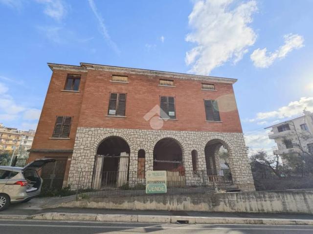 Villa in vendita a Castelforte LT