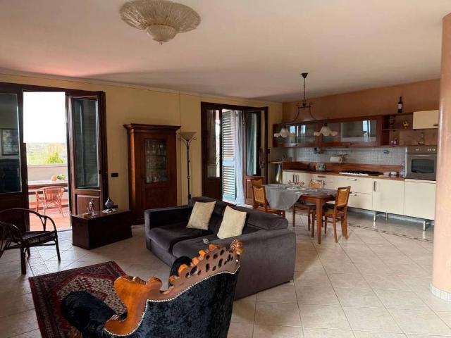 Villa in vendita a Castelfiorentino FI