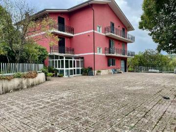 Villa in vendita a Castelfranci AV
