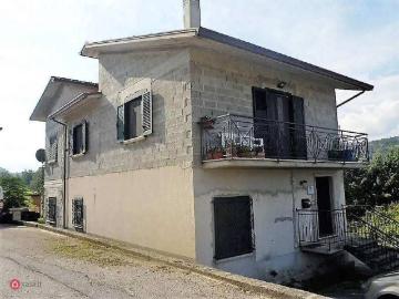 Villa in vendita a Castelfranci AV