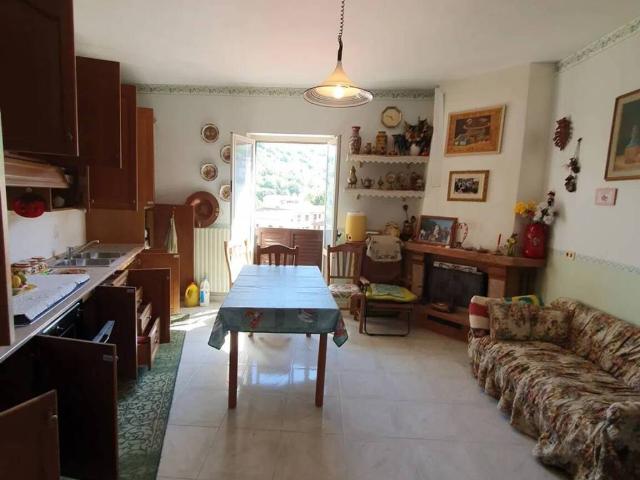 Casa indipendente in vendita a Castelfranci AV