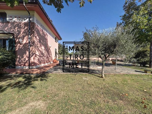 VILLA in VENDITA a CASTELFRANCO DI SOTTO ORENTANO di 6 vani
