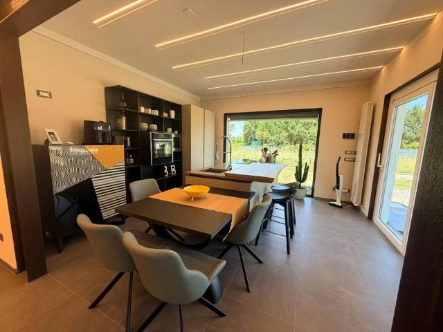 Villa in vendita a Castelfranco di Sotto PI