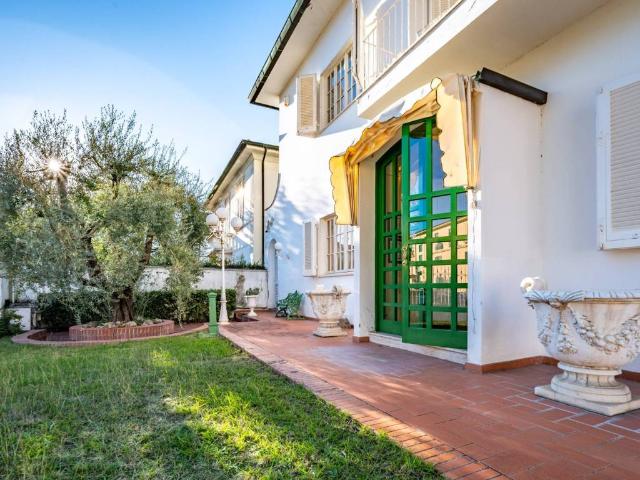 Villa in vendita a Castelfranco di Sotto PI