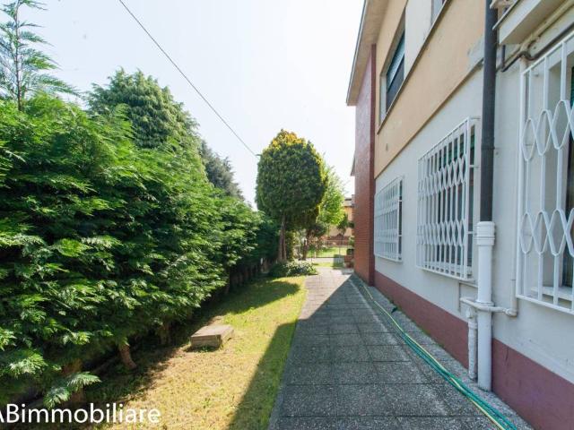 Villa in vendita a Castelfranco Emilia MO
