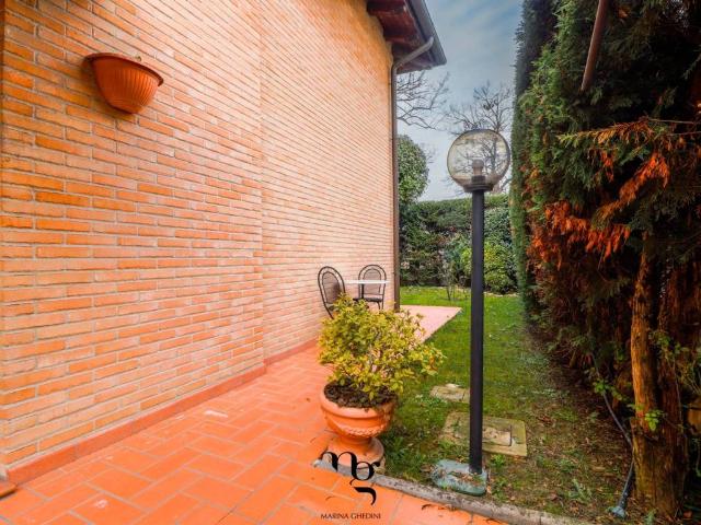 Villa in vendita a Castelfranco Emilia MO