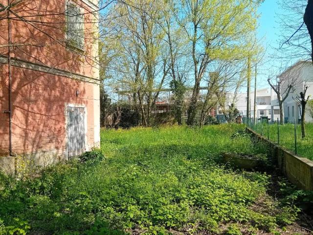 Villa in vendita a Castelfranco Emilia MO