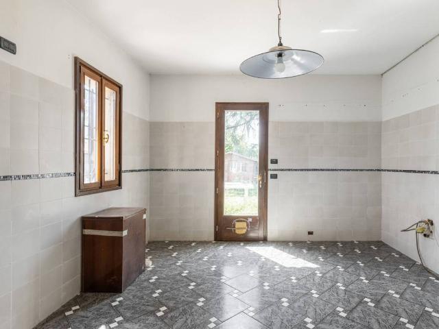Villa in vendita a Castelfranco Emilia MO