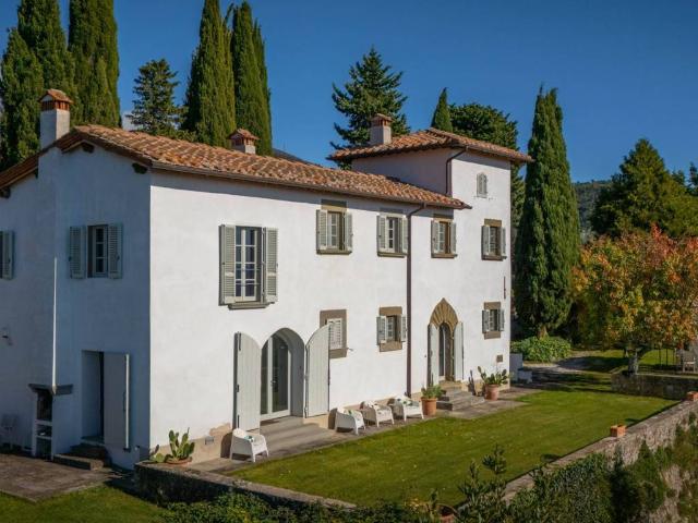 Villa in vendita a Castelfranco Piandisco AR